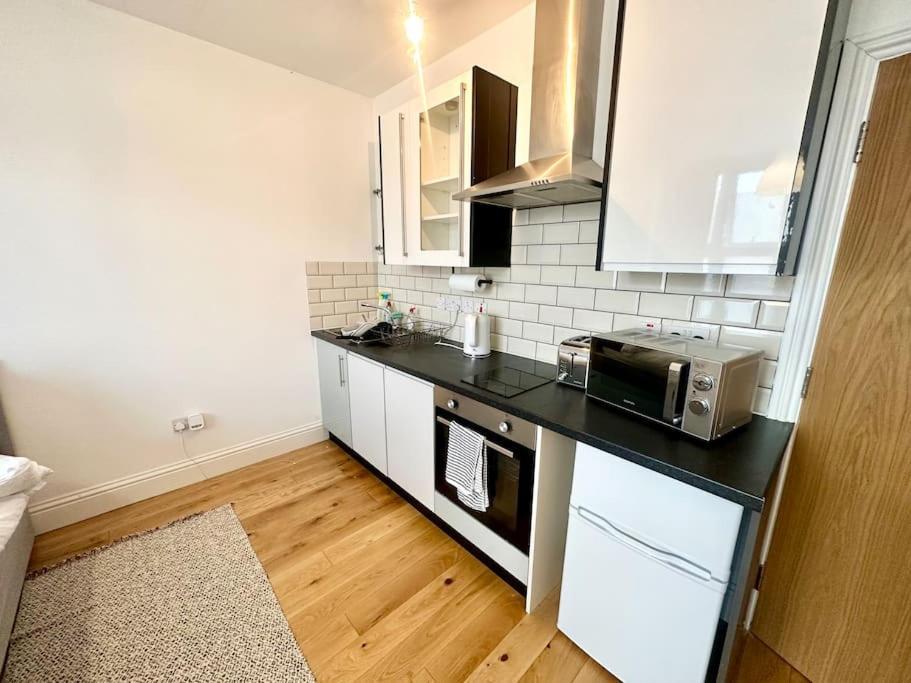 Se4, Self Contained Studio Flat. London Exteriör bild